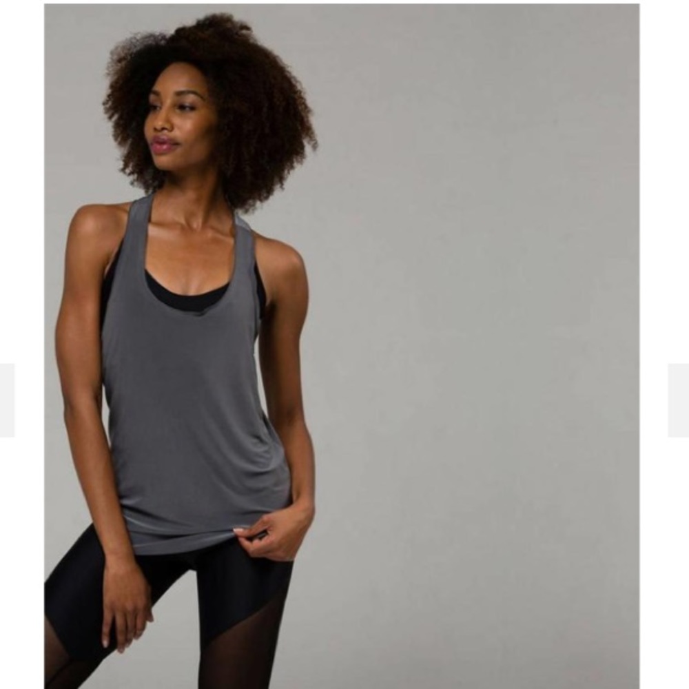 Grey Yoga Top by Onzie